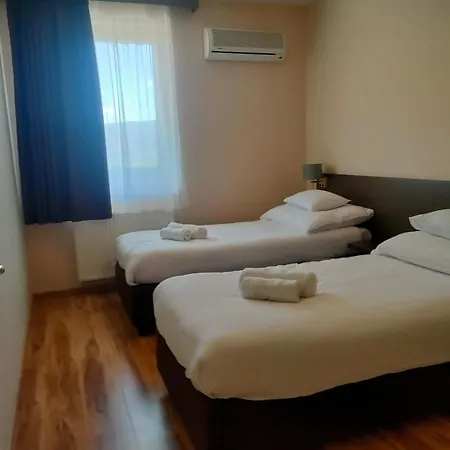 Wellness Park Apartman Dunaszentmiklos Exterior photo